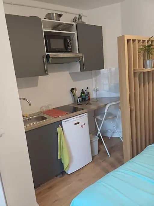 Elegant Pied-a-terre 8eme * Paris